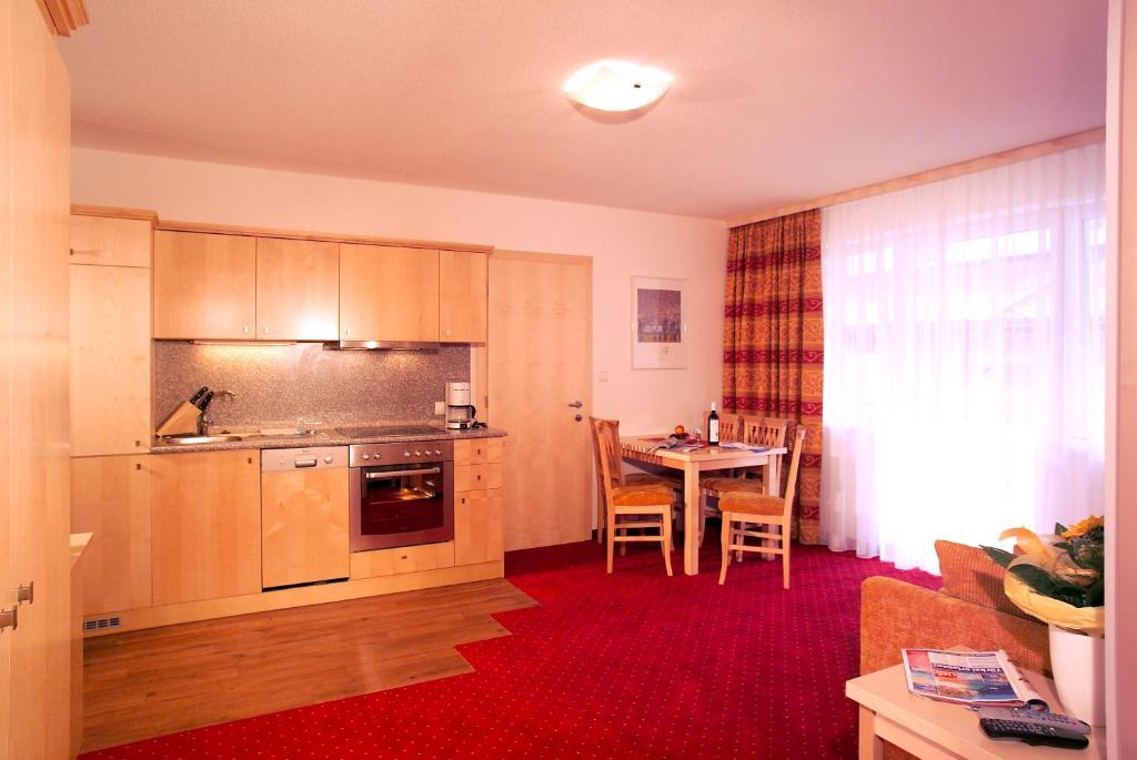 לאנגנפלד Falkner Appartement Resort חדר תמונה